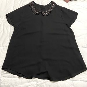 Jeweled Peter Pan Collar Blouse (Torrid size 2)